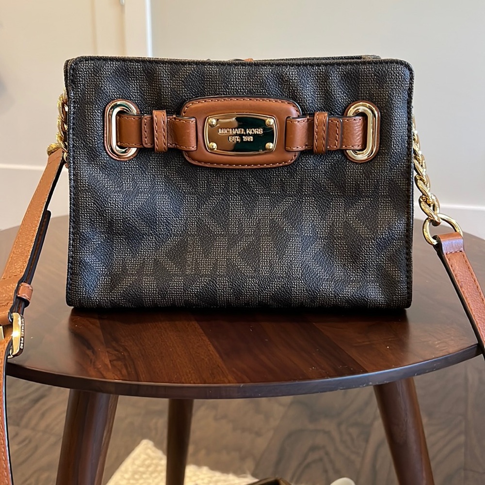 Michael Kors Crossbody Purse